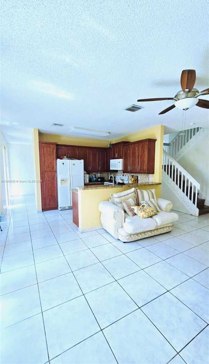 Small Image of 140 NORTH WEST 151ST AVE, Pembroke Pines Number 34