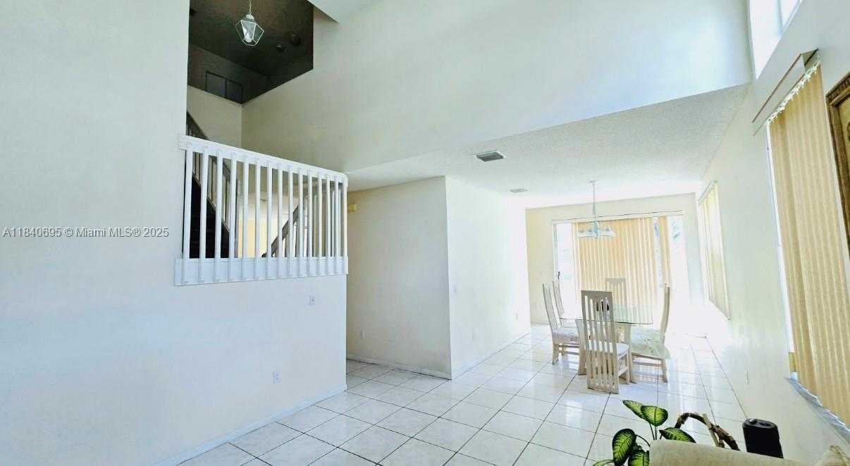 Small Image of 140 NORTH WEST 151ST AVE, Pembroke Pines Number 38