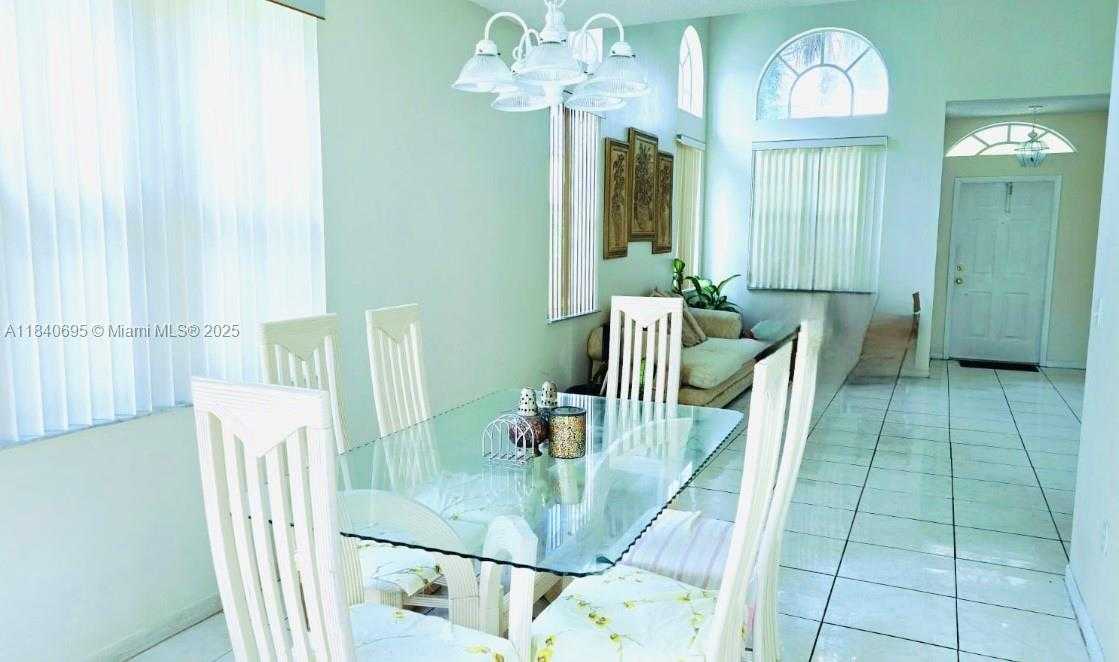 Small Image of 140 NORTH WEST 151ST AVE, Pembroke Pines Number 39