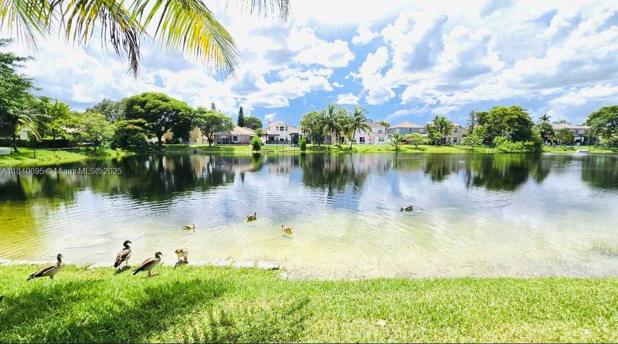 Small Image of 140 NORTH WEST 151ST AVE, Pembroke Pines Number 47