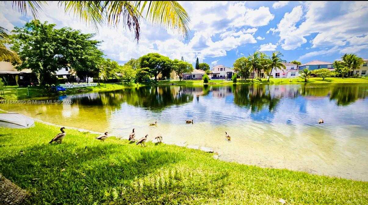 Small Image of 140 NORTH WEST 151ST AVE, Pembroke Pines Number 48
