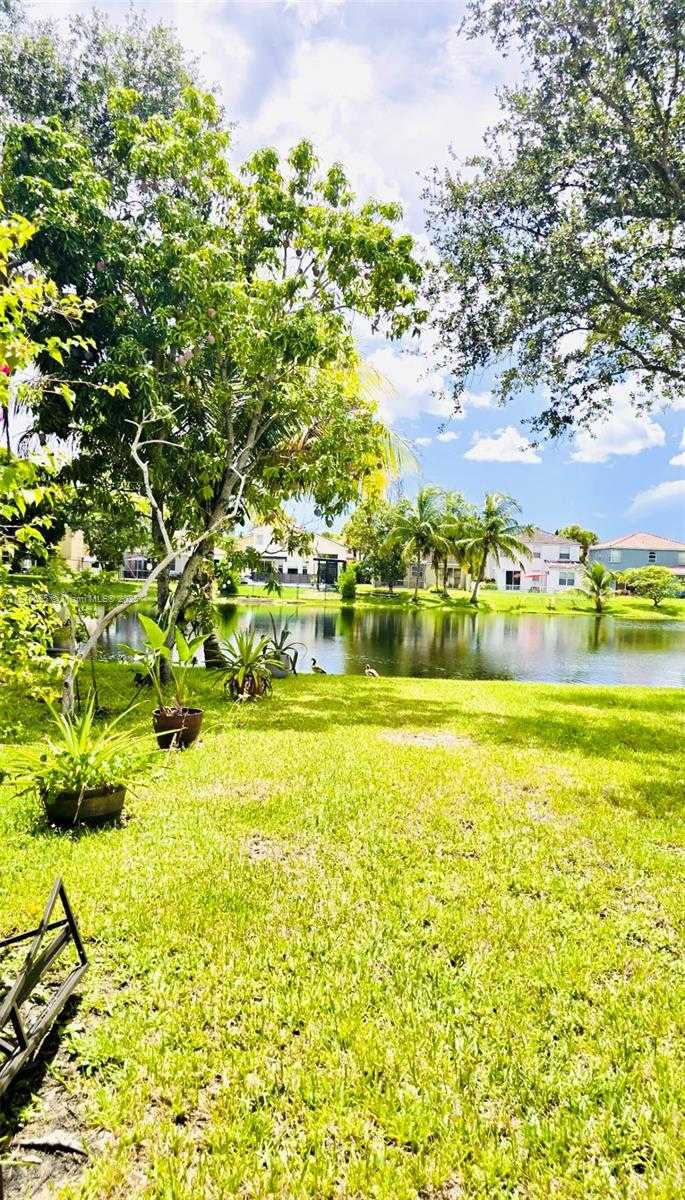 Small Image of 140 NORTH WEST 151ST AVE, Pembroke Pines Number 49