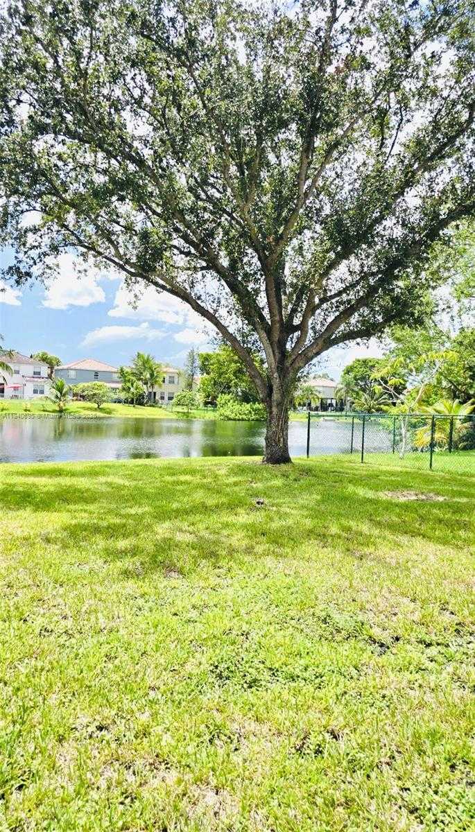 Small Image of 140 NORTH WEST 151ST AVE, Pembroke Pines Number 50