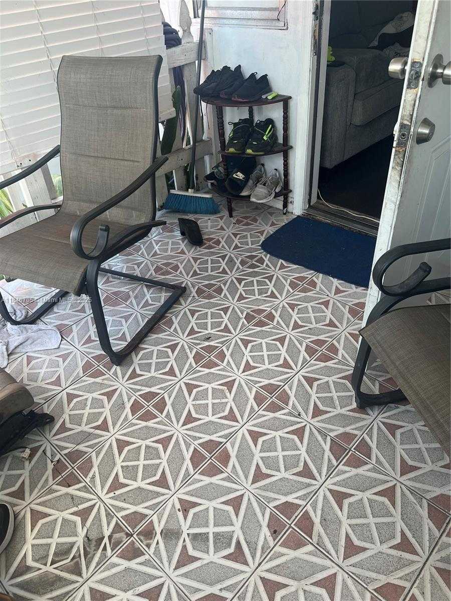 Small Image of 3520 NORTH WEST 79TH ST, Miami Number 3