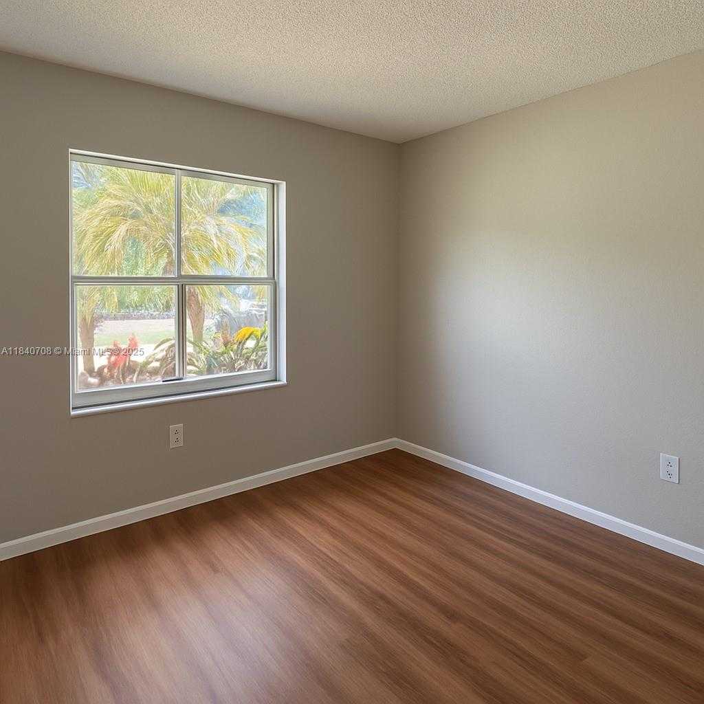 Small Image of 5462 NORTH WEST 49TH CT, Coconut Creek Number 3