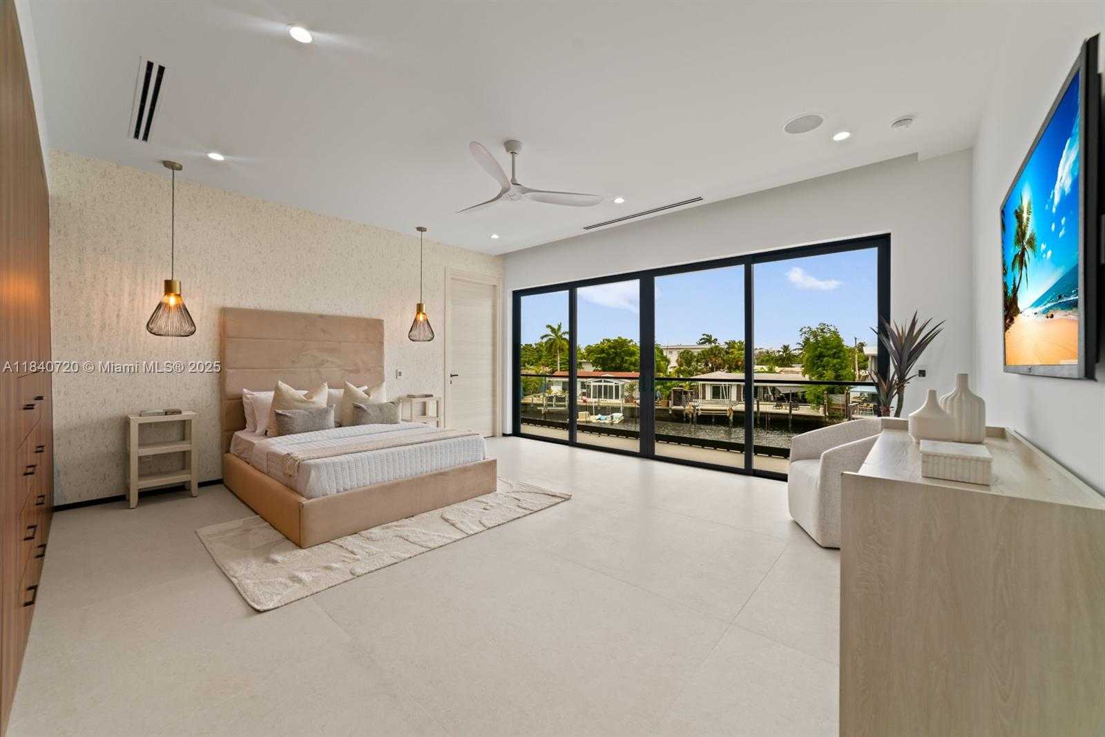Small Image of 2033 NORTH EAST 22ND ST, Wilton Manors Number 30