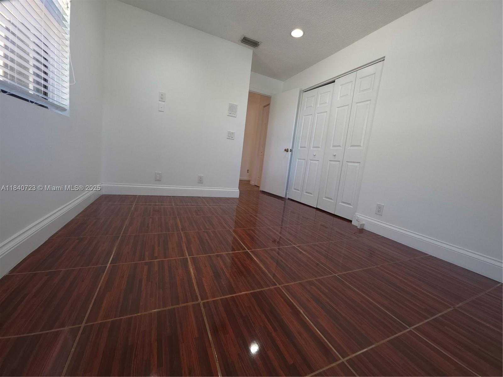 Small Image of 2159 BATON ROUGE, Weston Number 17