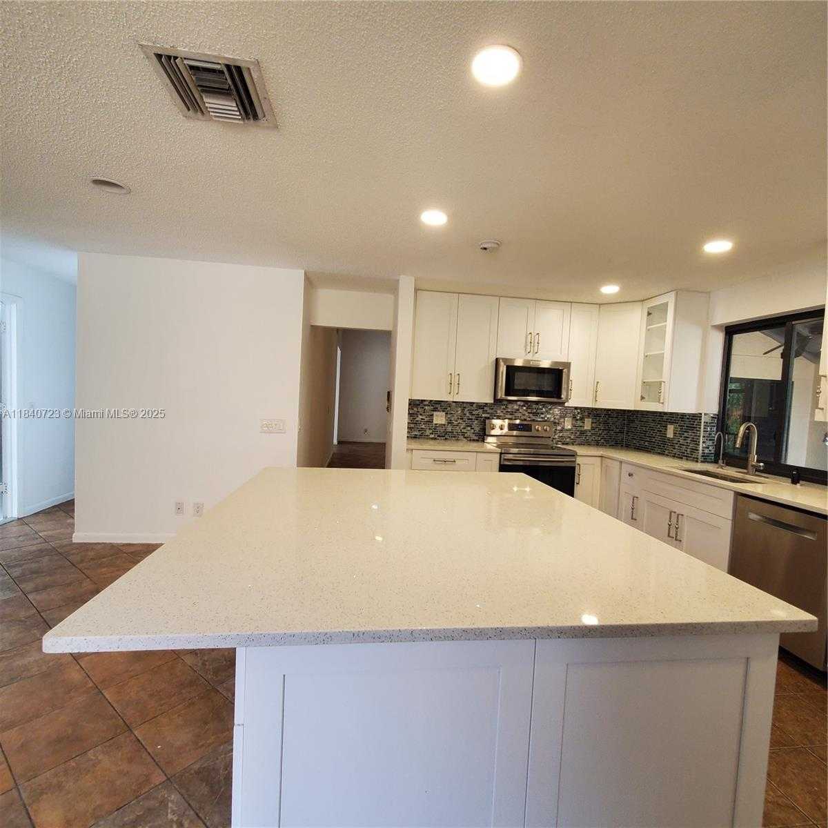 Small Image of 2159 BATON ROUGE, Weston Number 54