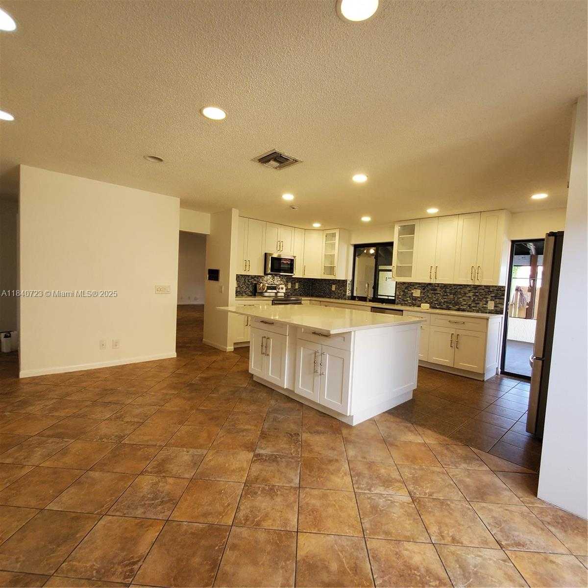 Small Image of 2159 BATON ROUGE, Weston Number 59