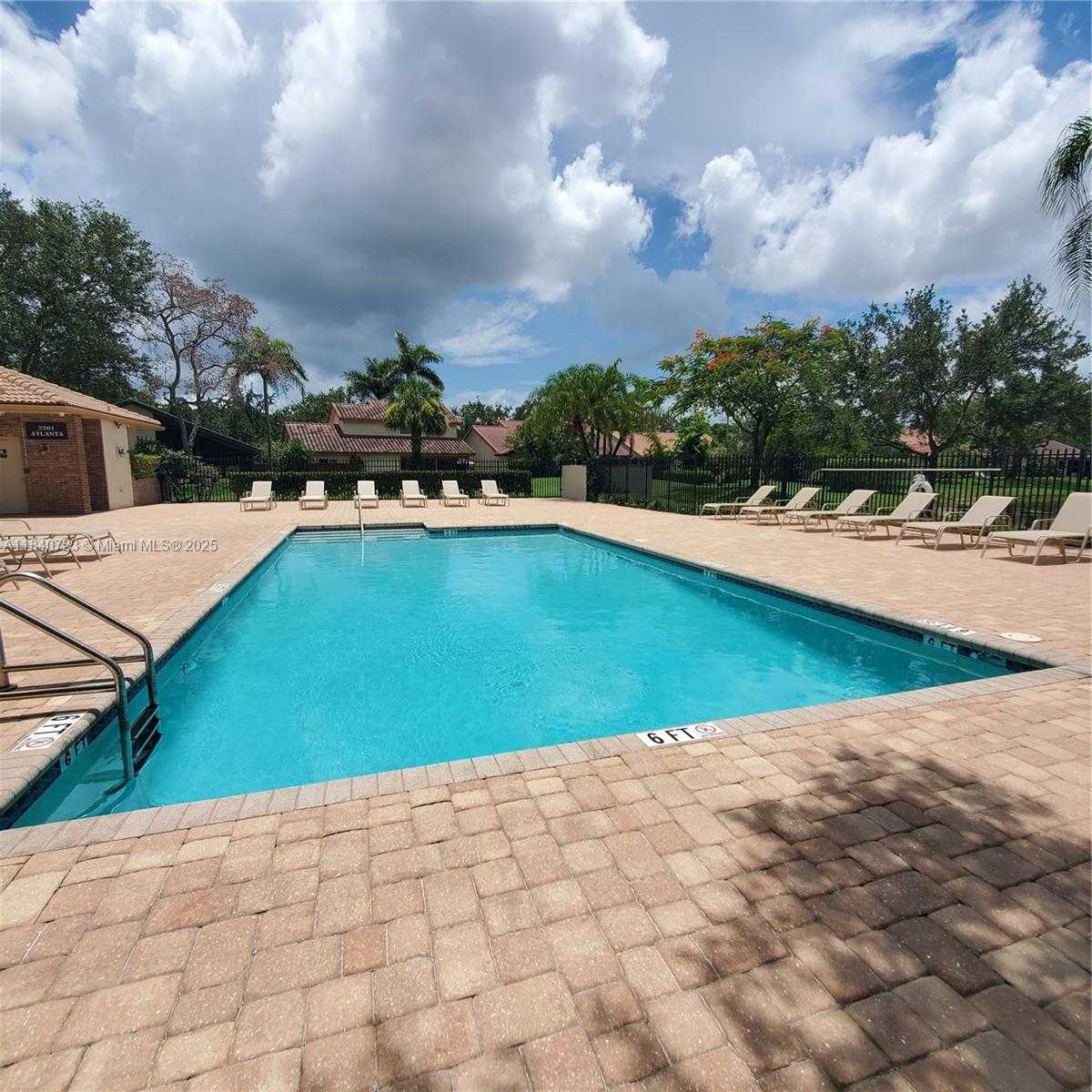 Small Image of 2159 BATON ROUGE, Weston Number 71