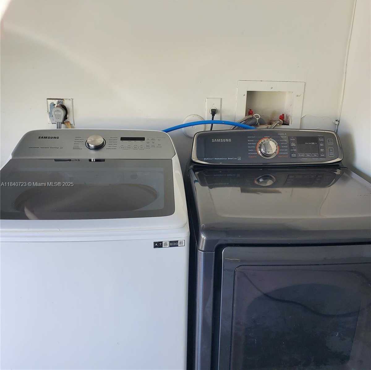 Small Image of 2159 BATON ROUGE, Weston Number 75
