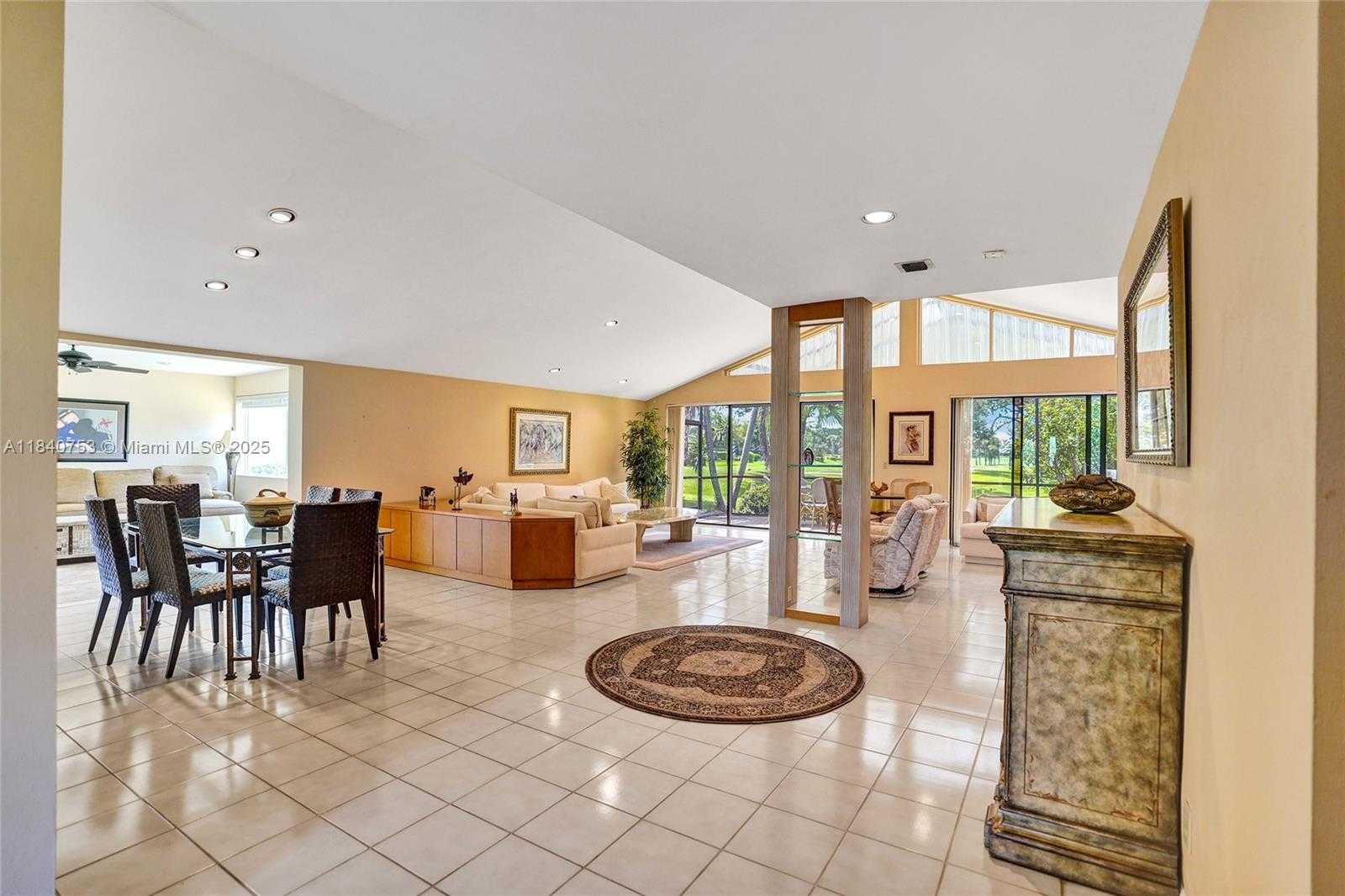 Small Image of 53 NORTHWOODS LN, Boynton Beach Number 11