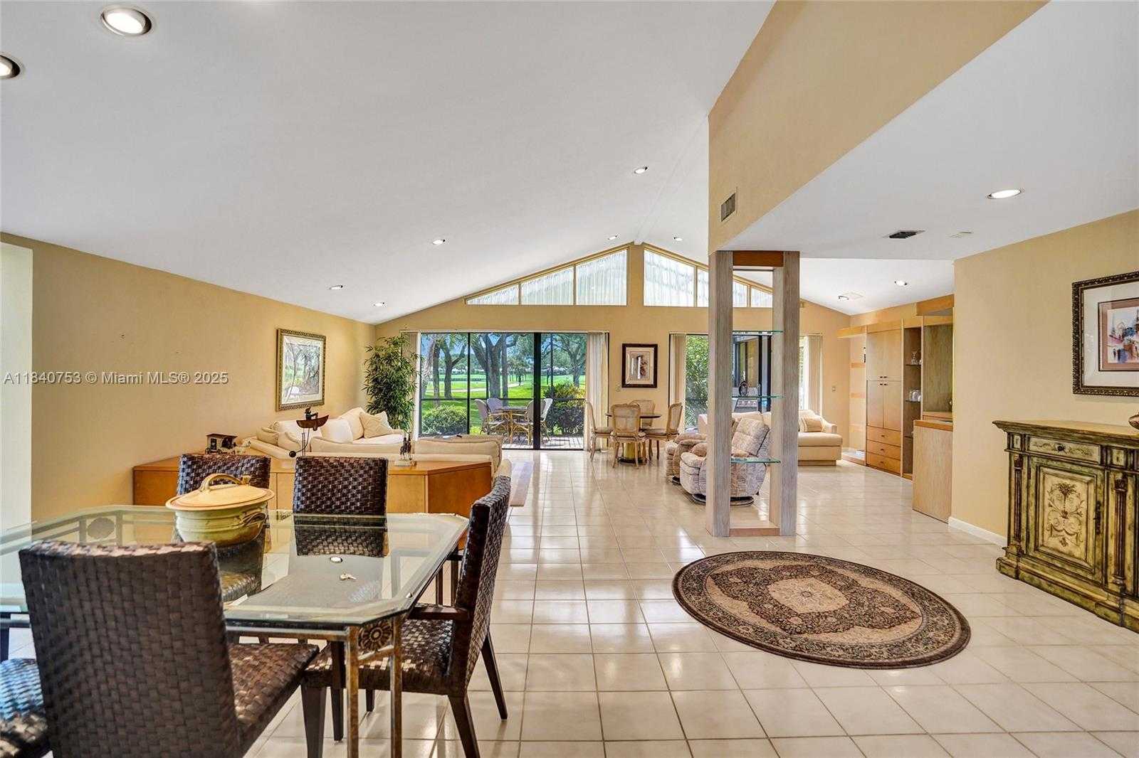 Small Image of 53 NORTHWOODS LN, Boynton Beach Number 14