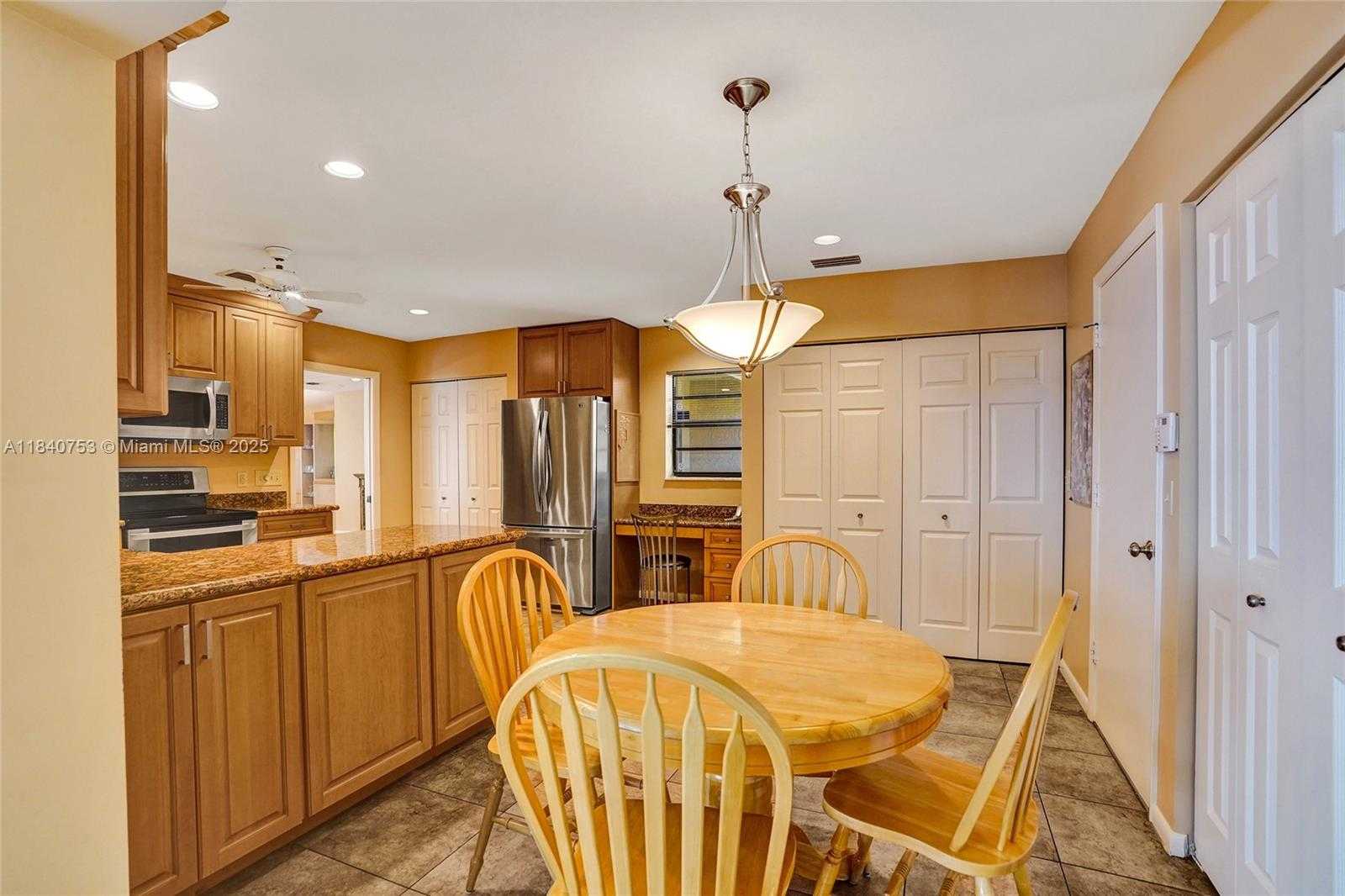 Small Image of 53 NORTHWOODS LN, Boynton Beach Number 22