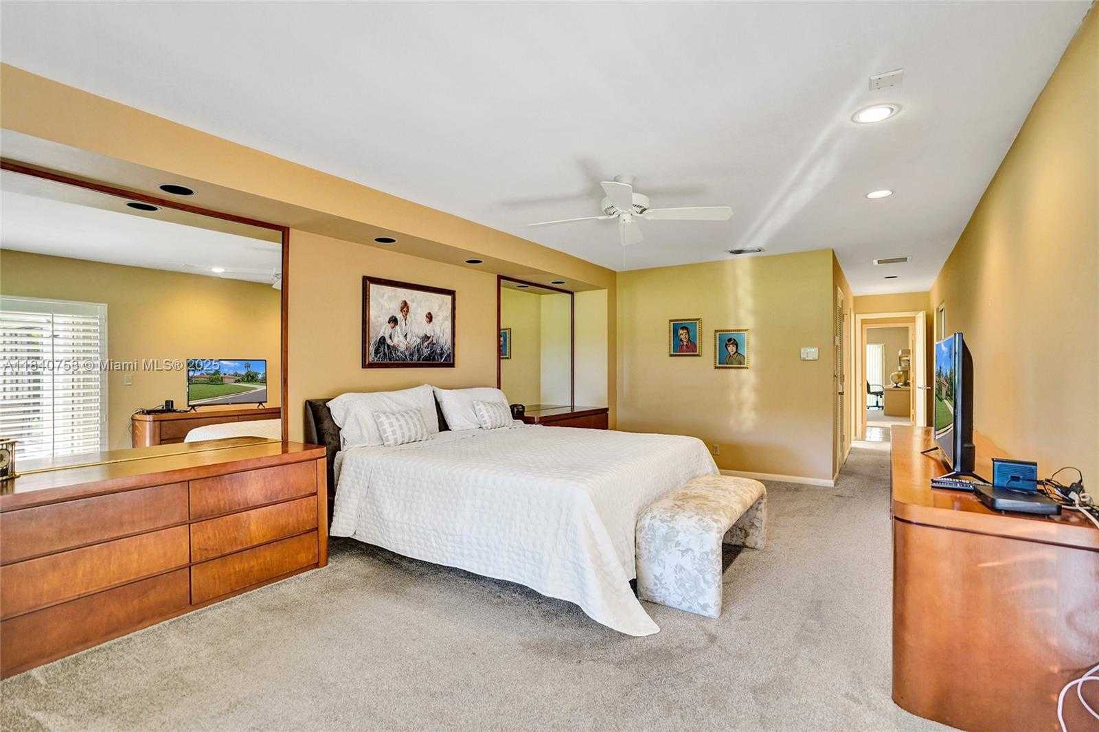 Small Image of 53 NORTHWOODS LN, Boynton Beach Number 42