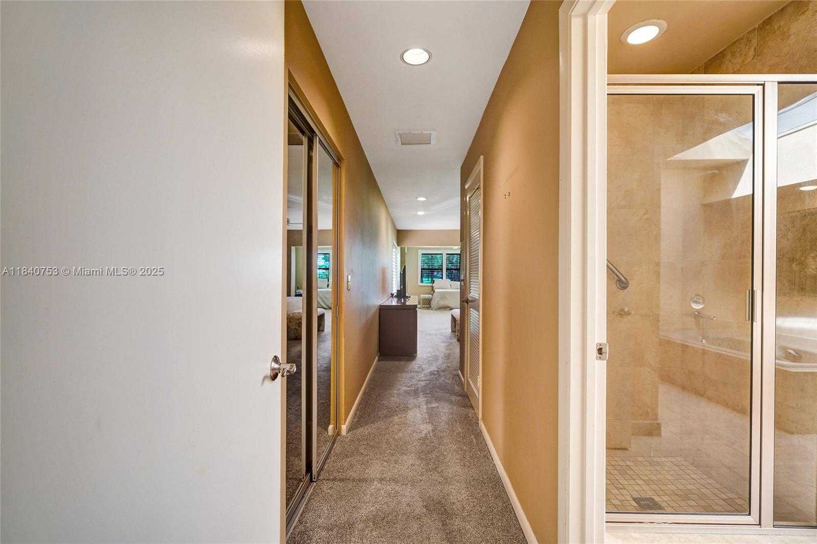 Small Image of 53 NORTHWOODS LN, Boynton Beach Number 49