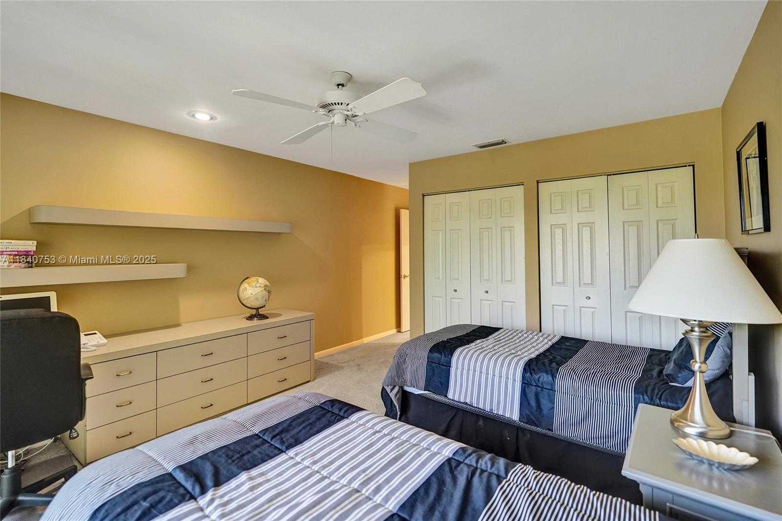Small Image of 53 NORTHWOODS LN, Boynton Beach Number 56