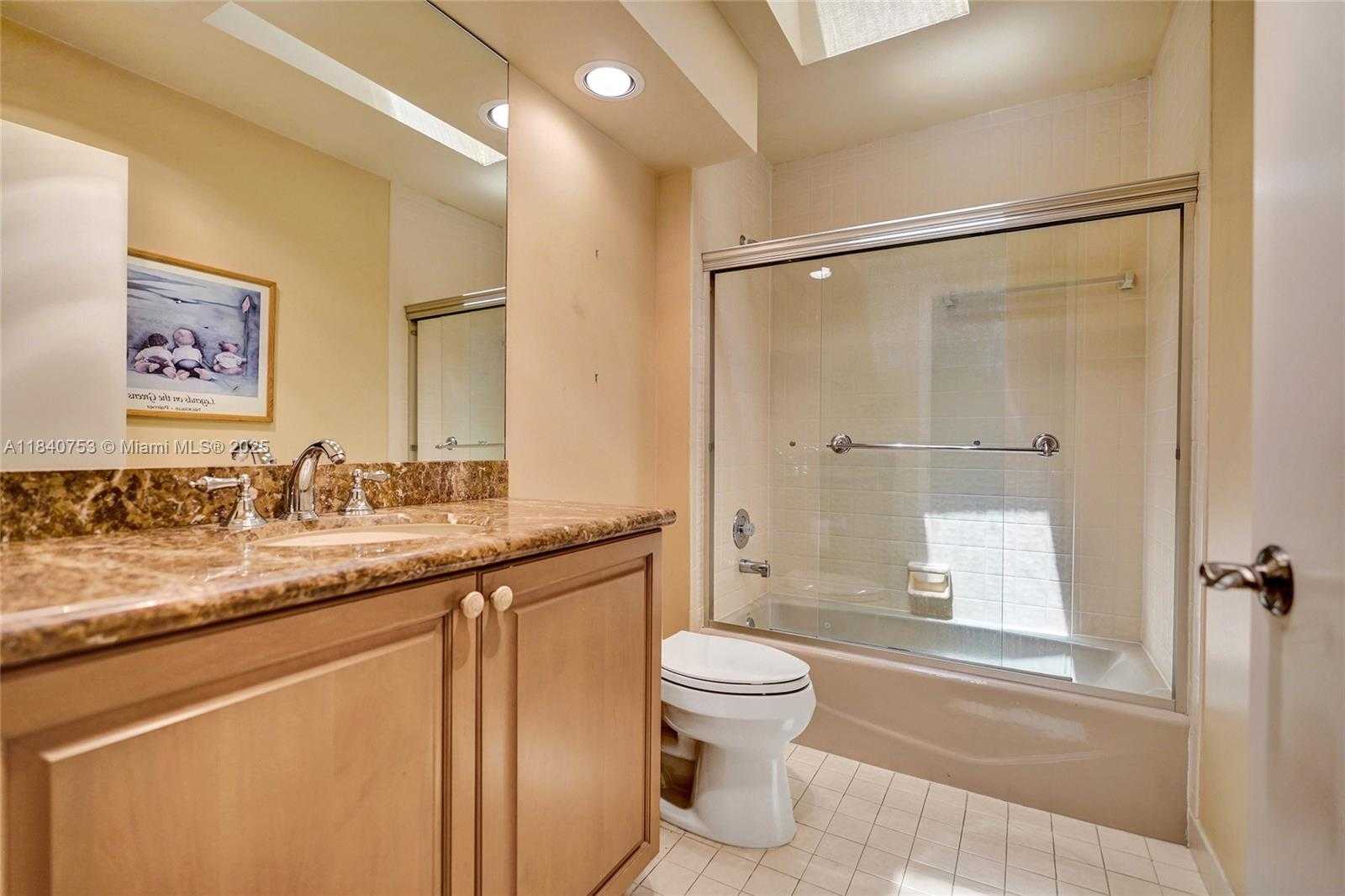 Small Image of 53 NORTHWOODS LN, Boynton Beach Number 58