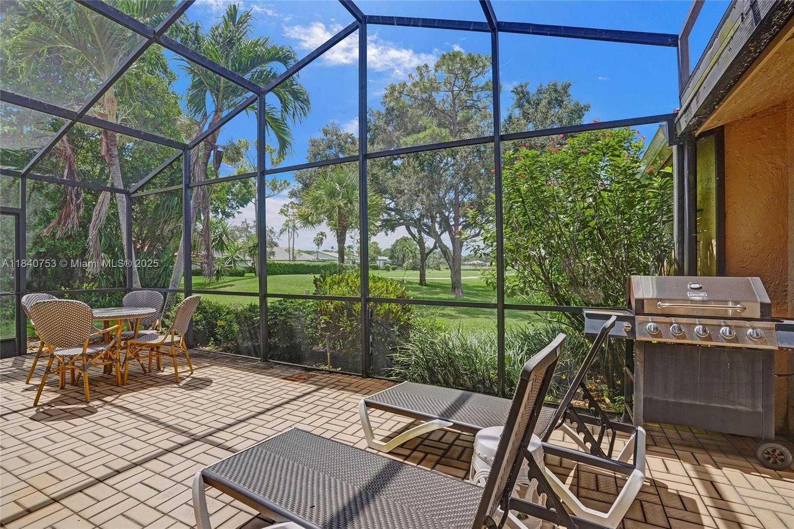 Small Image of 53 NORTHWOODS LN, Boynton Beach Number 59