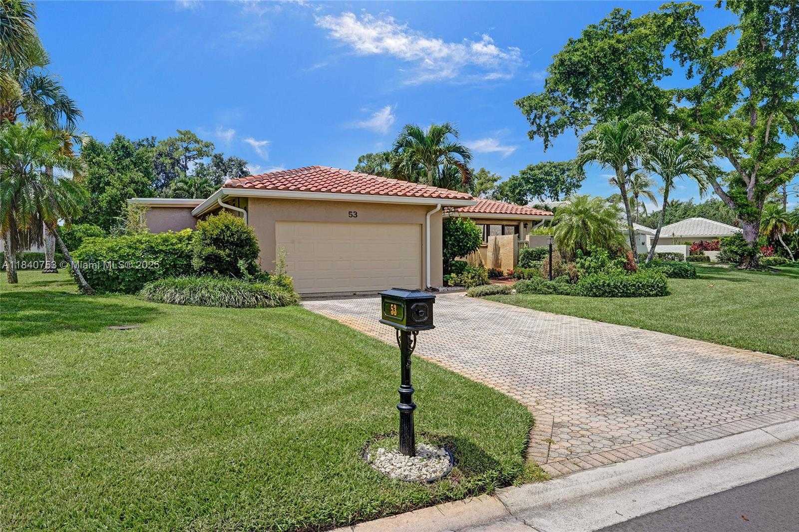Small Image of 53 NORTHWOODS LN, Boynton Beach Number 6