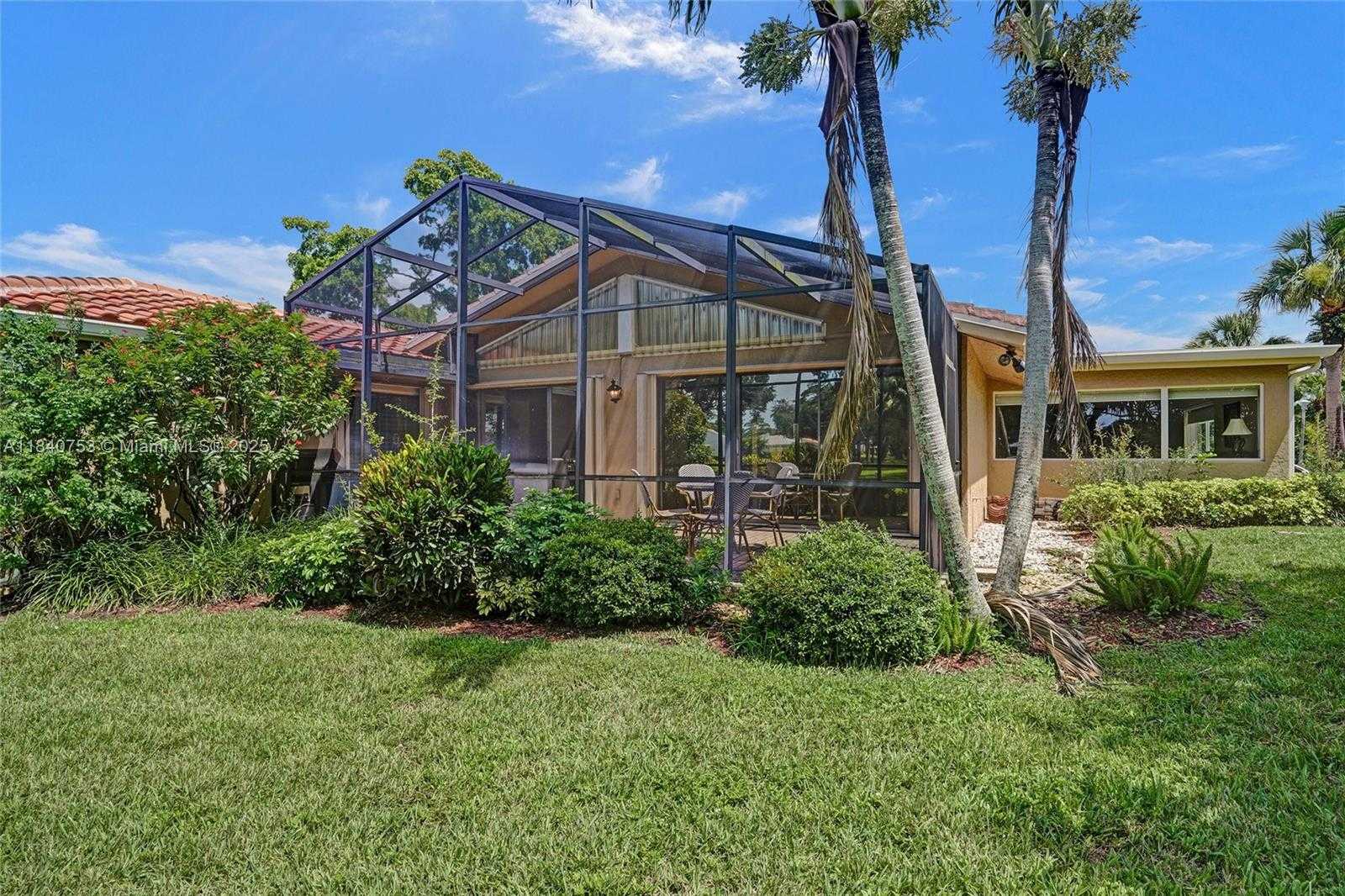 Small Image of 53 NORTHWOODS LN, Boynton Beach Number 63