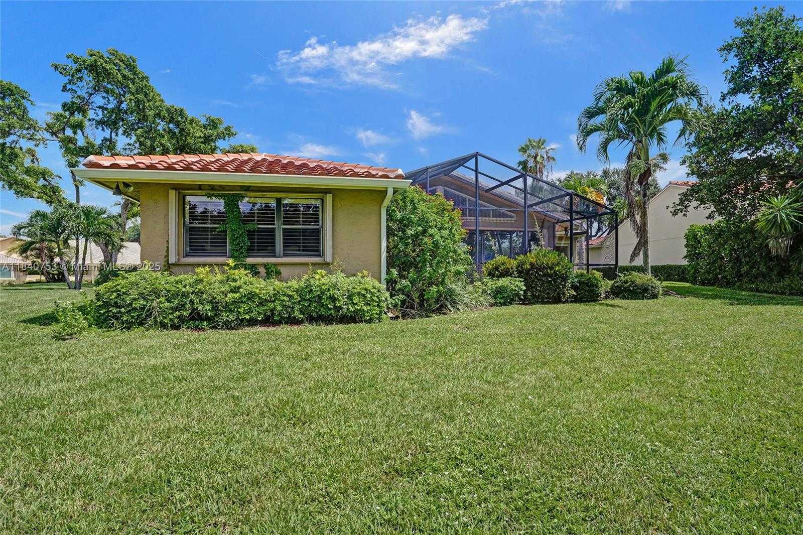 Small Image of 53 NORTHWOODS LN, Boynton Beach Number 64