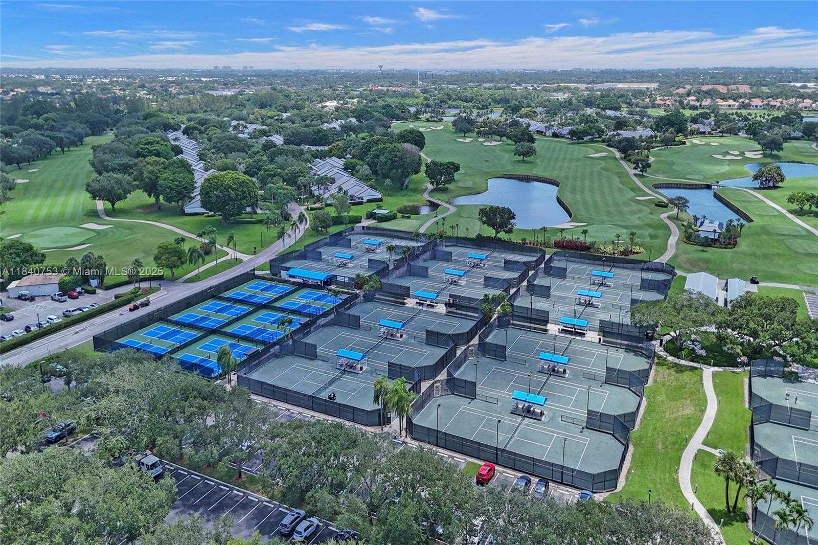 Small Image of 53 NORTHWOODS LN, Boynton Beach Number 69