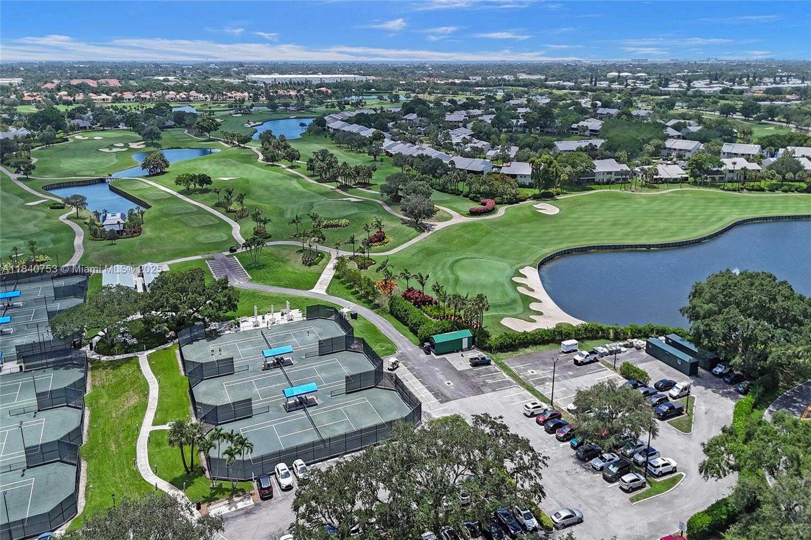 Small Image of 53 NORTHWOODS LN, Boynton Beach Number 70