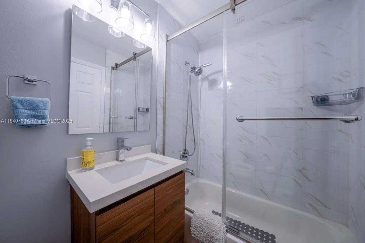 Small Image of 13242 SOUTH WEST 266TH TER, Homestead Number 10