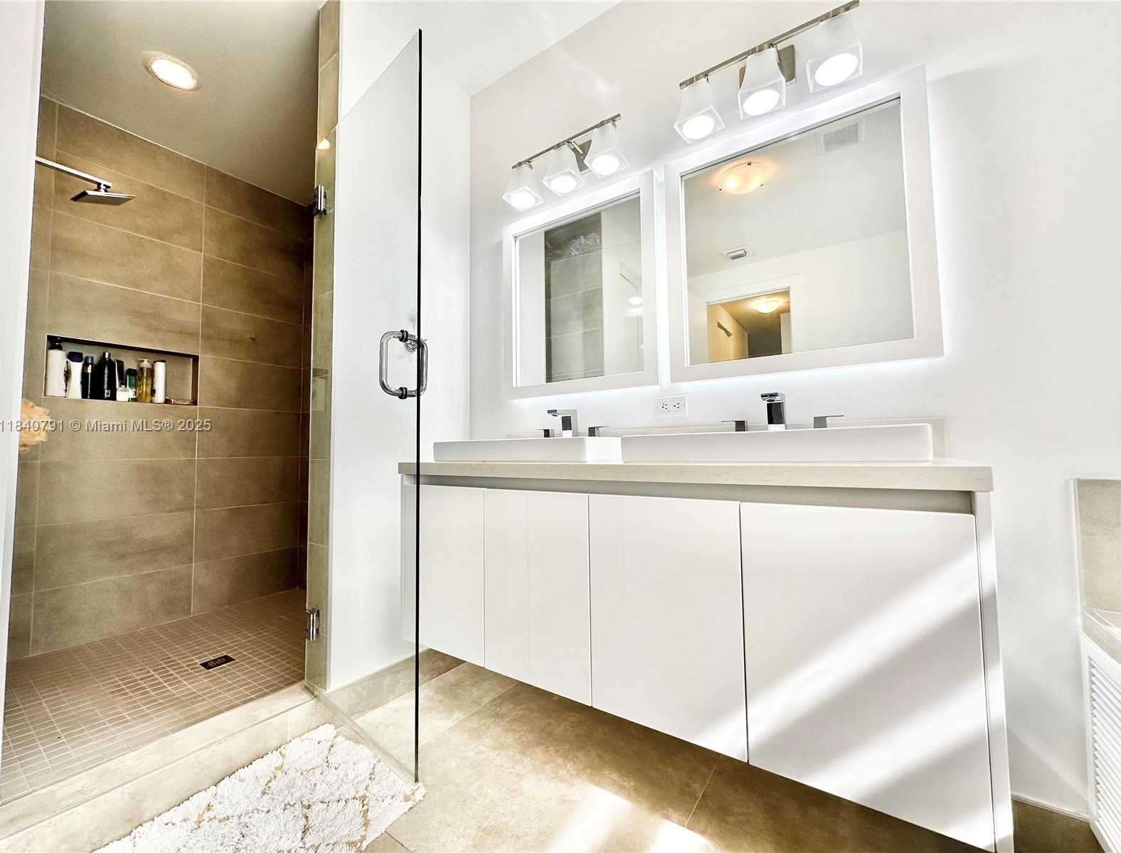 Small Image of 7459 NORTH WEST 97TH CT, Doral Number 49