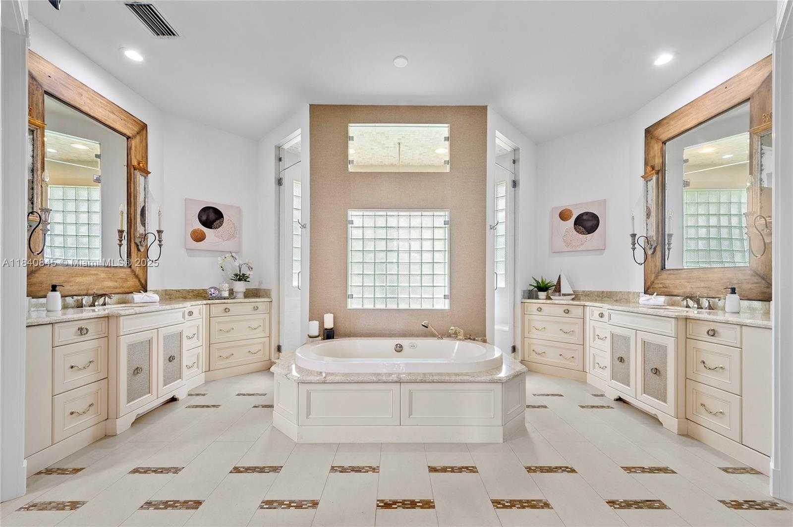 Small Image of 2684 RIVIERA CT, Weston Number 12