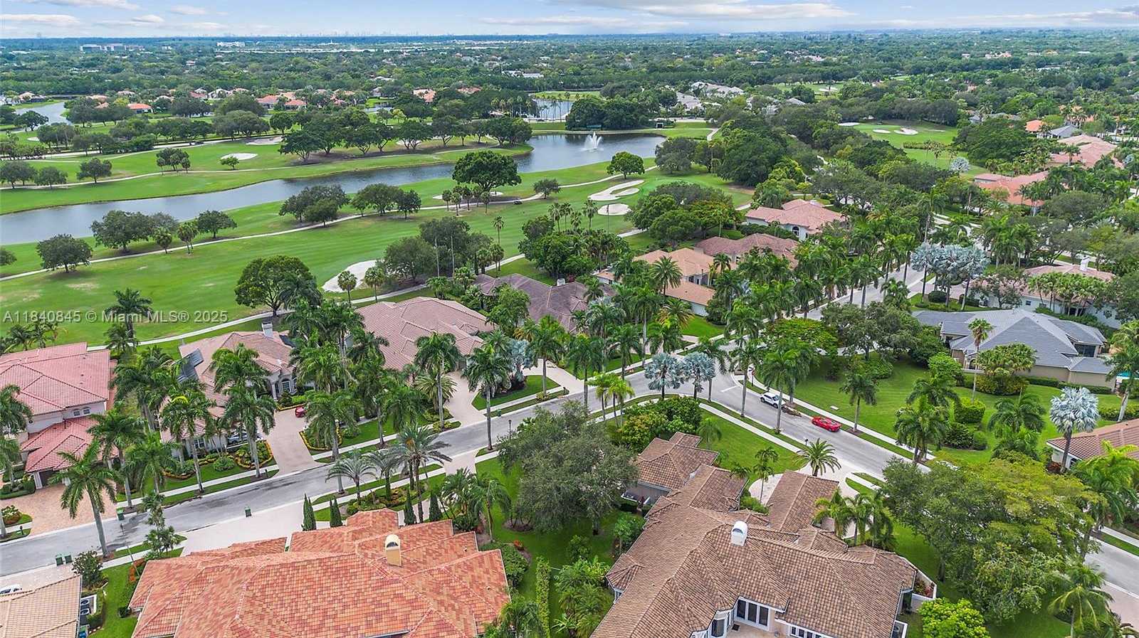 Small Image of 2684 RIVIERA CT, Weston Number 39