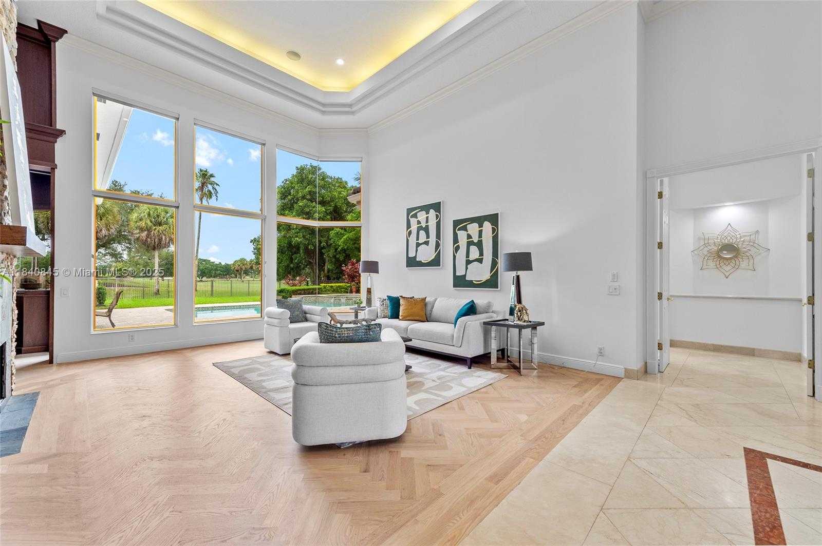 Small Image of 2684 RIVIERA CT, Weston Number 6
