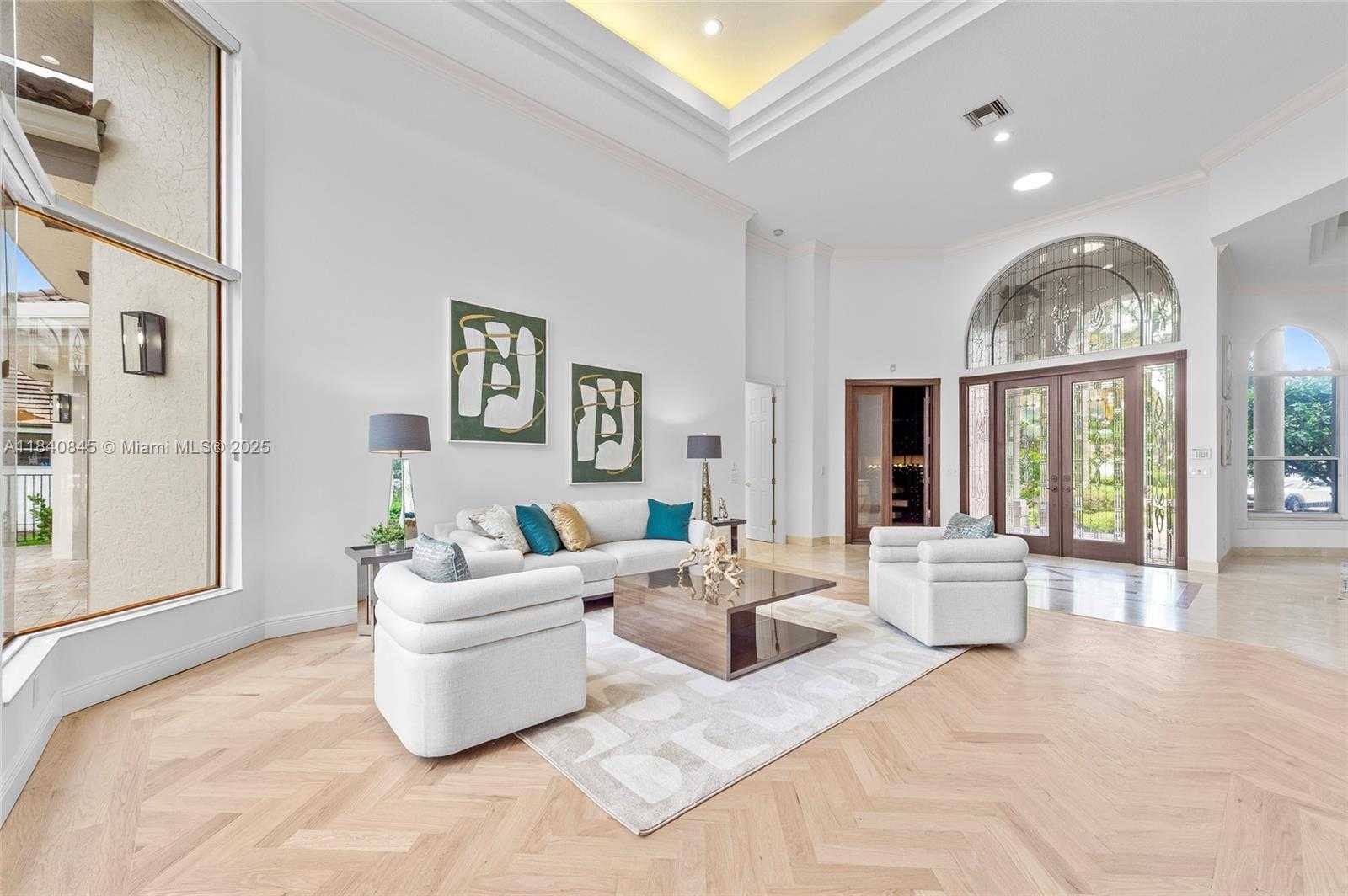 Small Image of 2684 RIVIERA CT, Weston Number 7