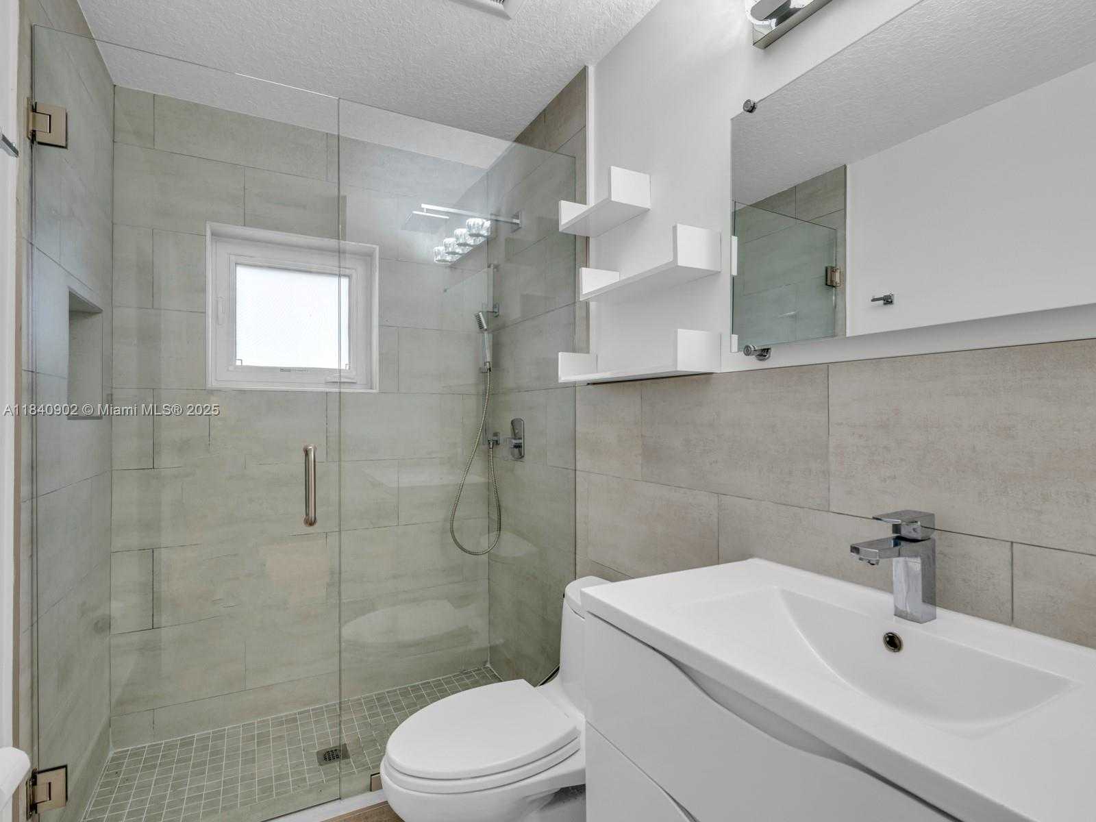 Small Image of 933 FALLING WATER RD, Weston Number 34