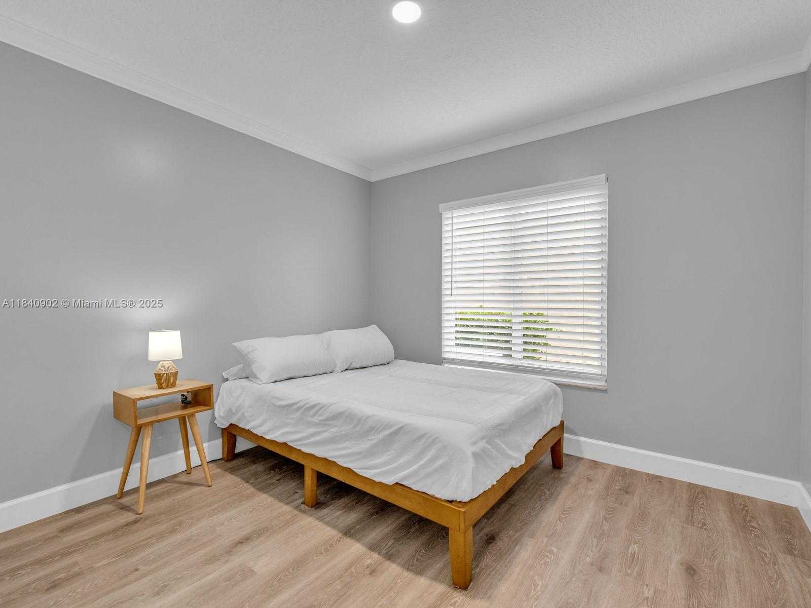 Small Image of 933 FALLING WATER RD, Weston Number 35