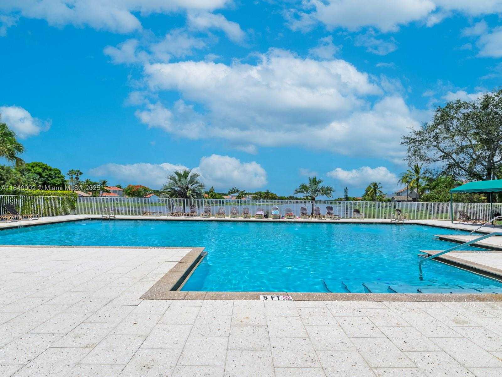 Small Image of 933 FALLING WATER RD, Weston Number 47