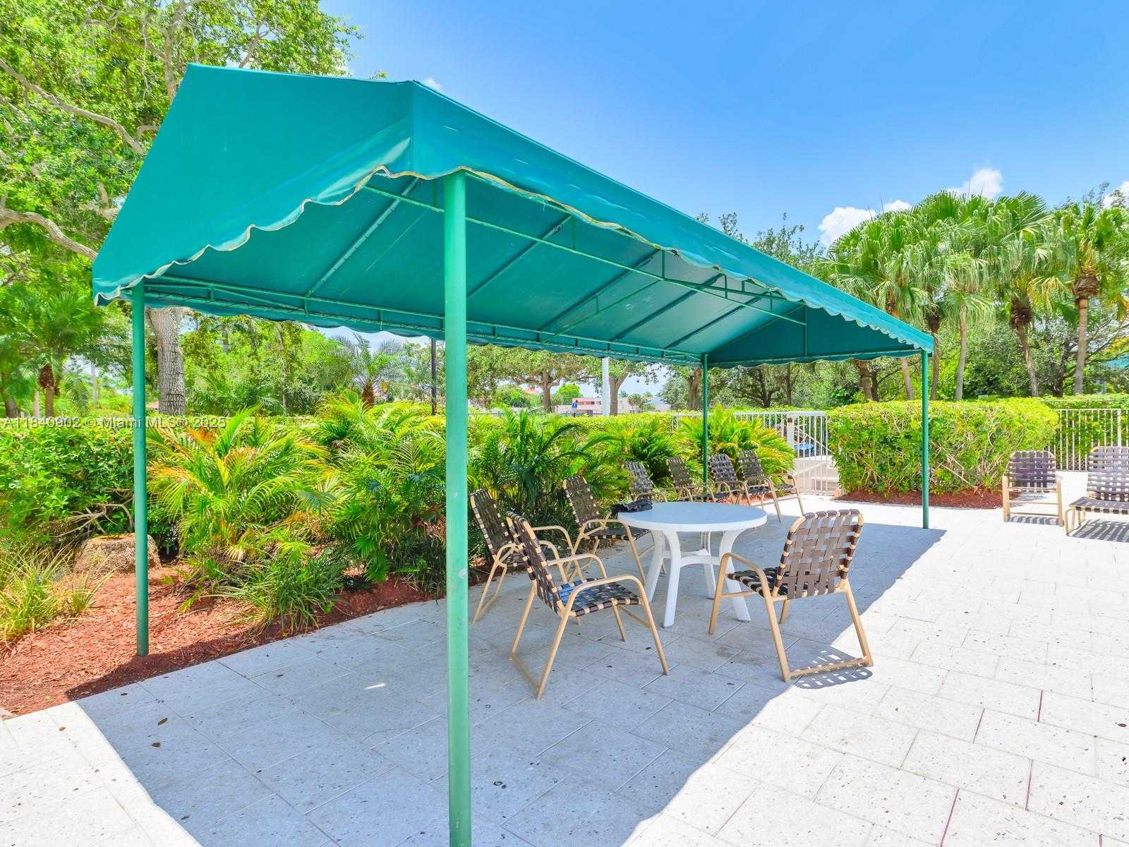 Small Image of 933 FALLING WATER RD, Weston Number 49