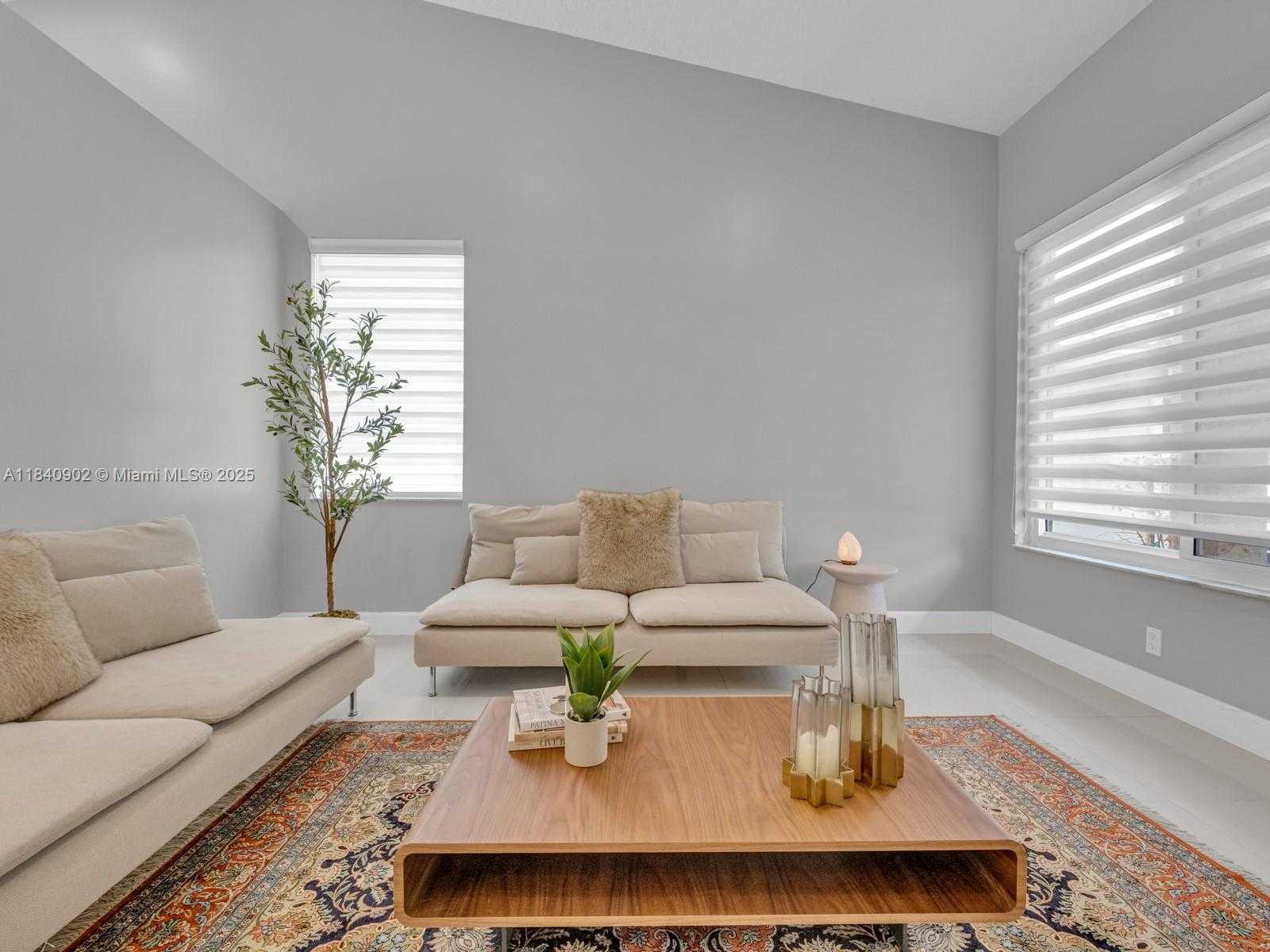 Small Image of 933 FALLING WATER RD, Weston Number 9