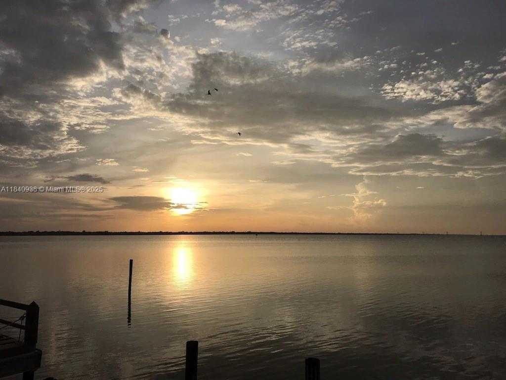 Small Image of 166 NETTLES BLVD, Jensen Beach Number 20