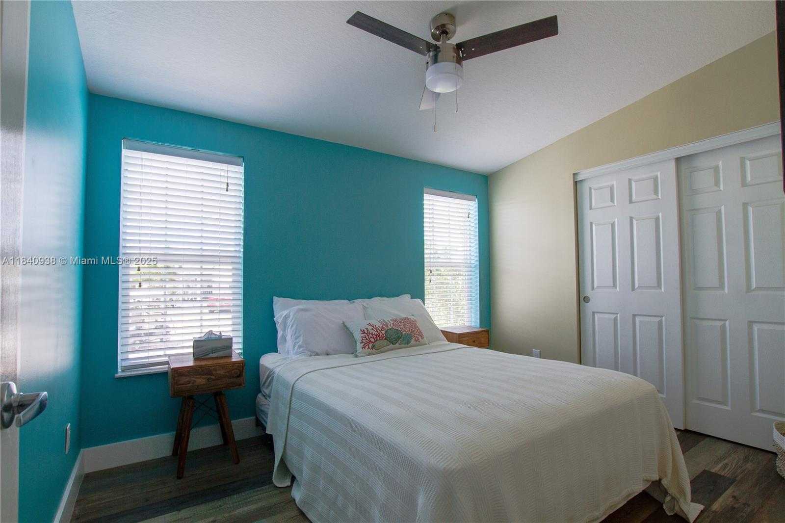 Small Image of 166 NETTLES BLVD, Jensen Beach Number 6