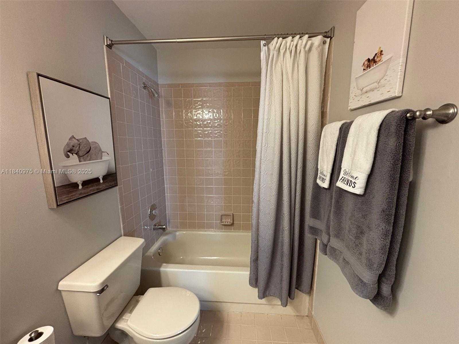 Small Image of 18265 NORTH WEST 12TH ST, Pembroke Pines Number 20