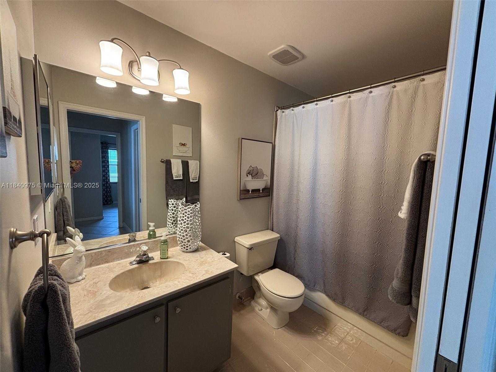 Small Image of 18265 NORTH WEST 12TH ST, Pembroke Pines Number 21