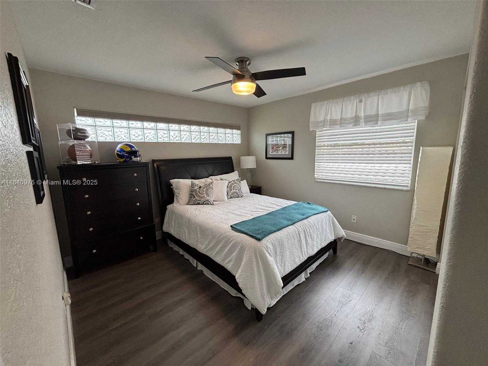 Small Image of 18265 NORTH WEST 12TH ST, Pembroke Pines Number 4