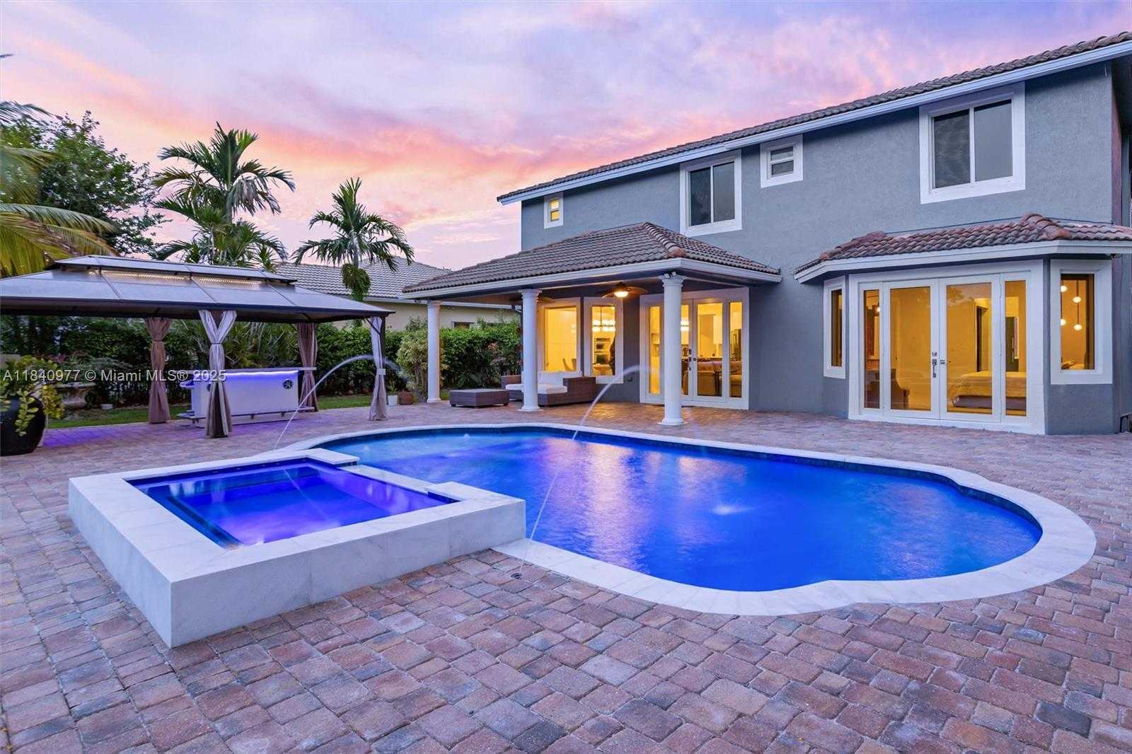 Small Image of 1885 NORTH WEST 139TH TER, Pembroke Pines Number 31