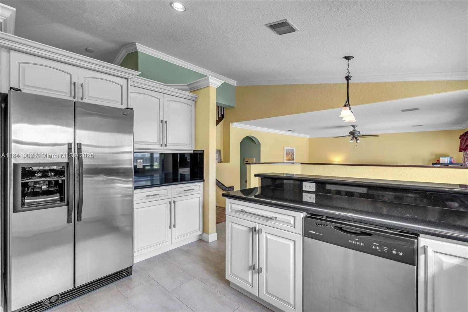 Small Image of 11331 NORTH WEST 64TH TER, Doral Number 21