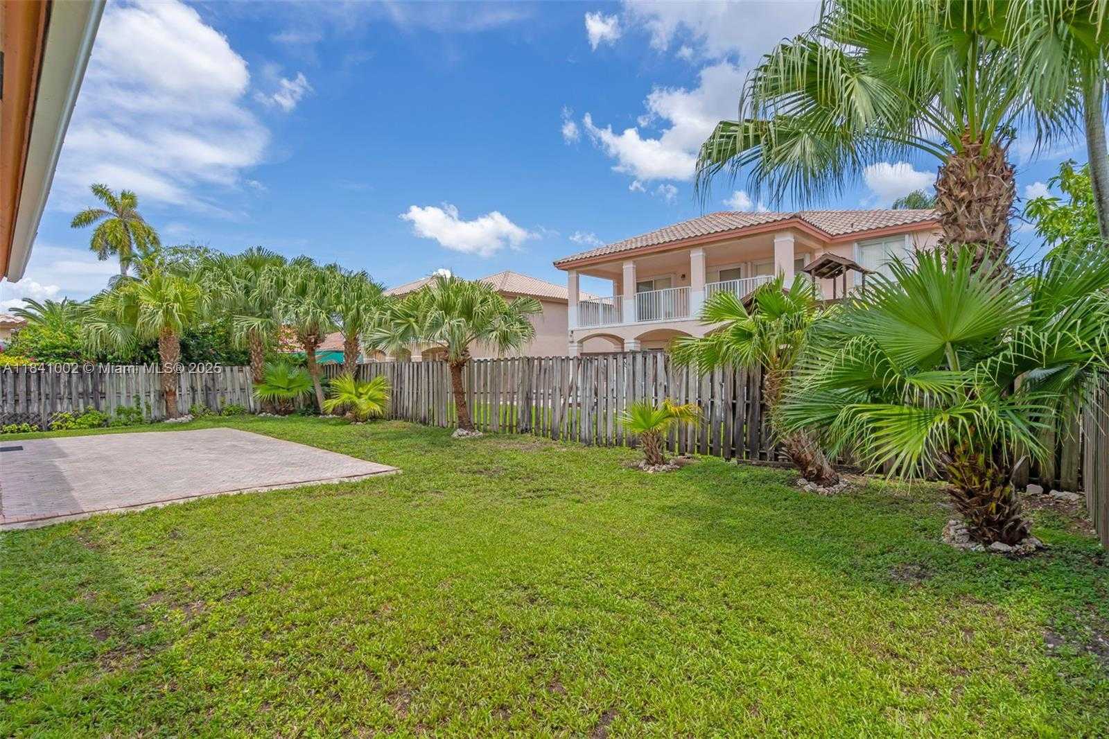 Small Image of 11331 NORTH WEST 64TH TER, Doral Number 38