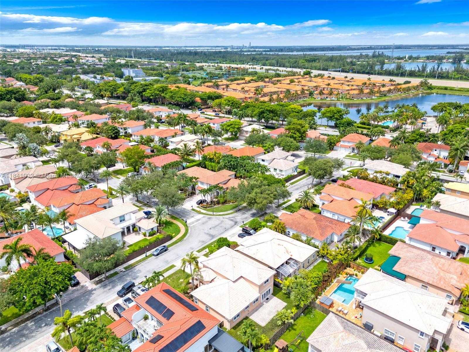 Small Image of 11331 NORTH WEST 64TH TER, Doral Number 44