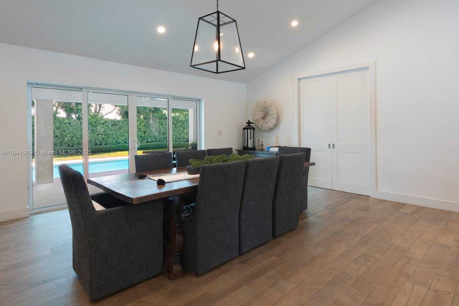 Small Image of 15503 SOUTH WEST 74TH PL, Palmetto Bay Number 7