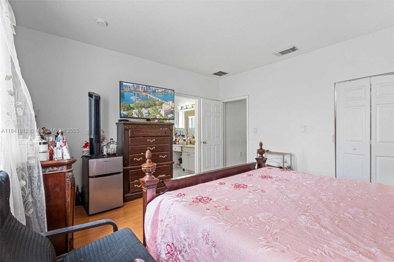 Small Image of 3135 NORTH EAST 4TH ST, Homestead Number 22